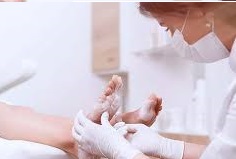 Curso de pedicuría profesional con prácticas presenciales en Instituto Mayma